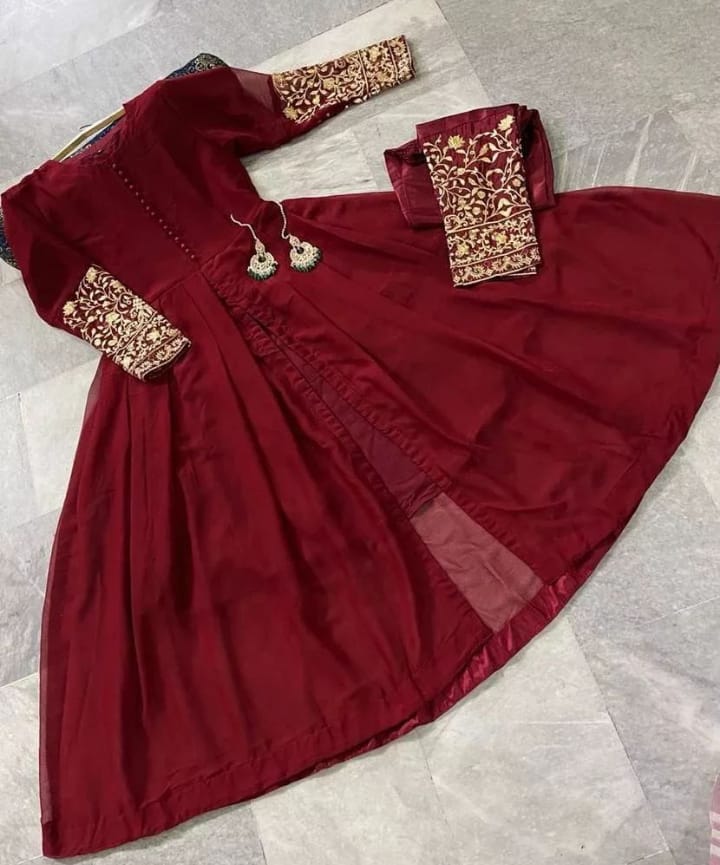 Highly Embroidery 2 Pcs Suit , Women Embroidery Suit , Women Fashion 2 Pcs
