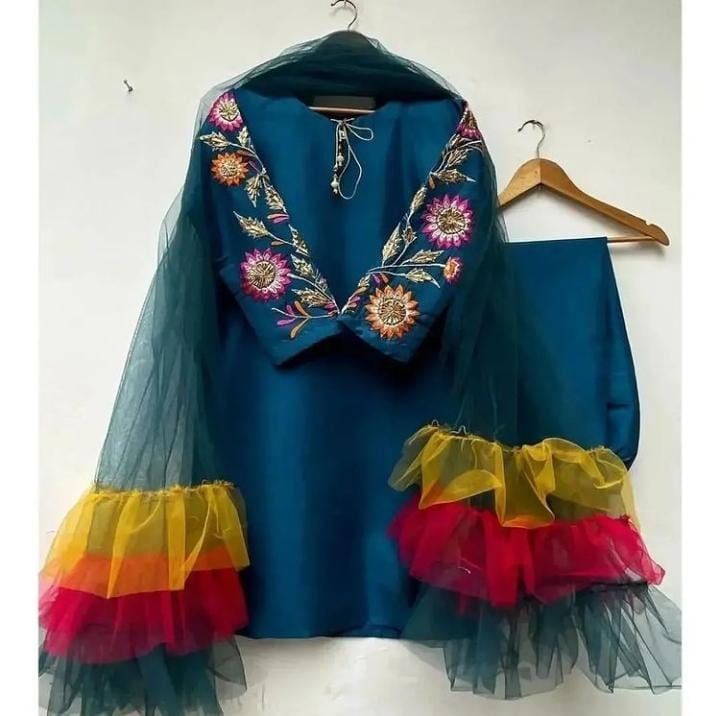 Three Piece Embroidered Sleeves Suit